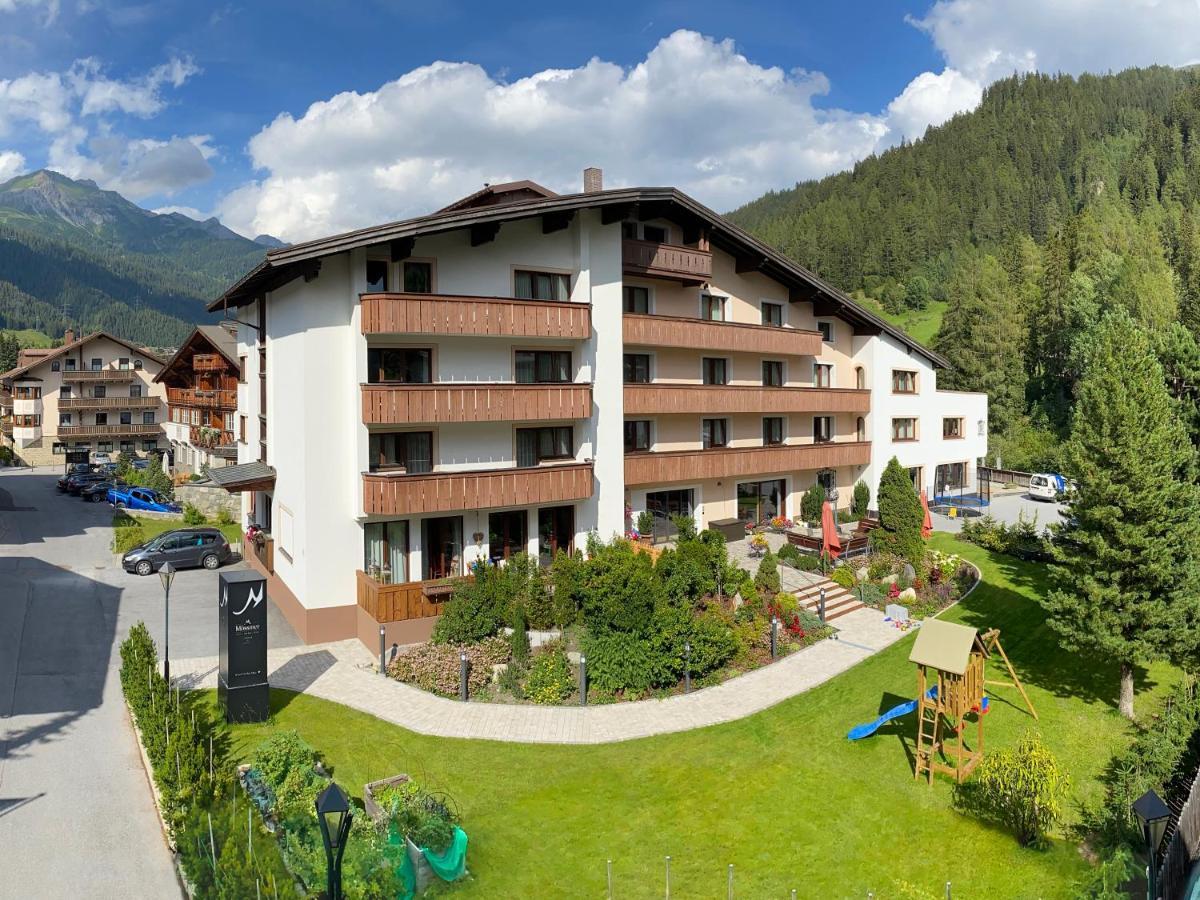 "Quality Hosts Arlberg" Hotel Garni Mossmer Sankt Anton am Arlberg Exterior photo